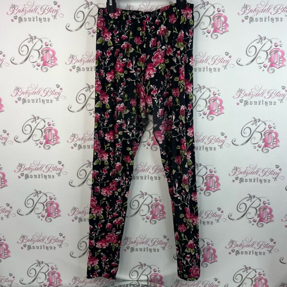 Sweetlegs leggings tights stretchy Charming Floral Leggings in Black and Pink